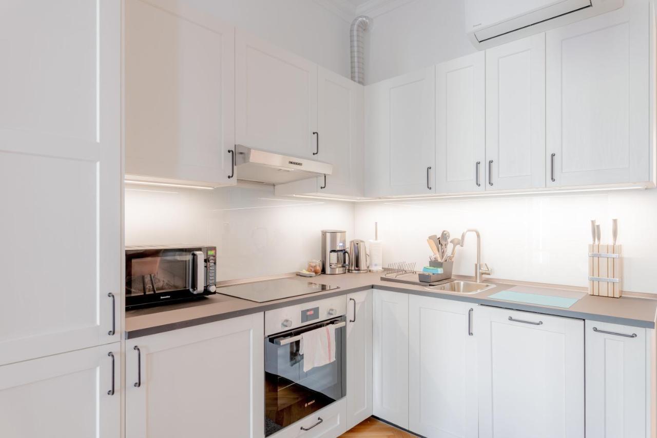 Szip 2 - New In Downtown Apartamento Budapest Exterior foto